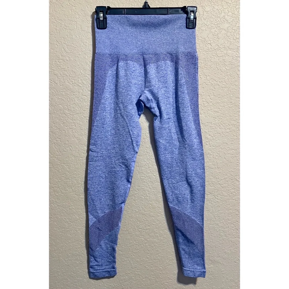 SOLD đźš« High Rise Seamless Leggings - Picture 3 of 12